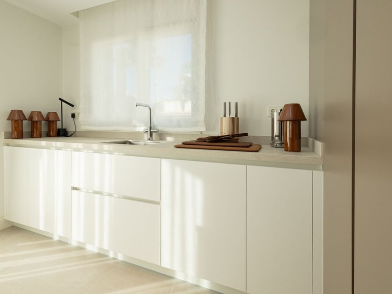 Apartment for Sale in The Golden Mile, Malaga 42