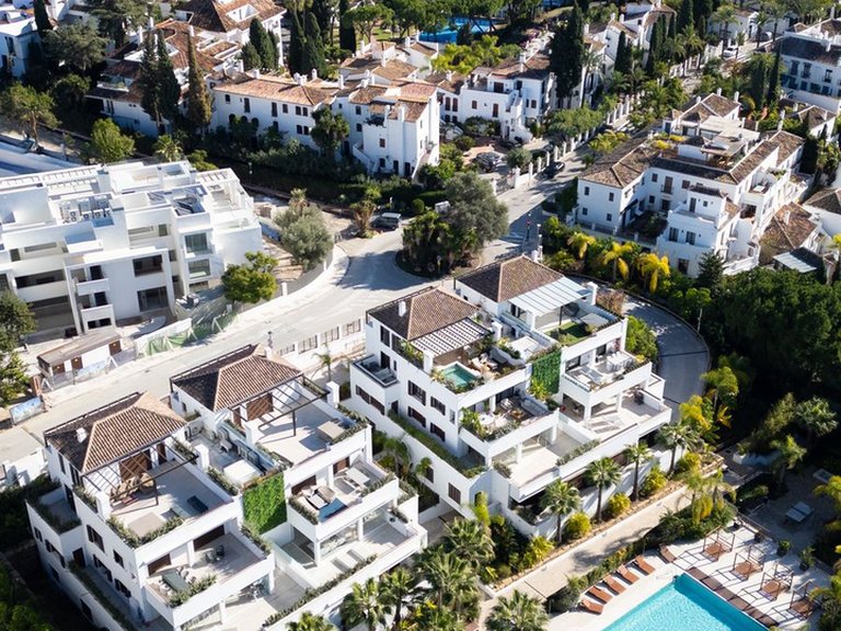 Apartment for Sale in The Golden Mile, Malaga 60