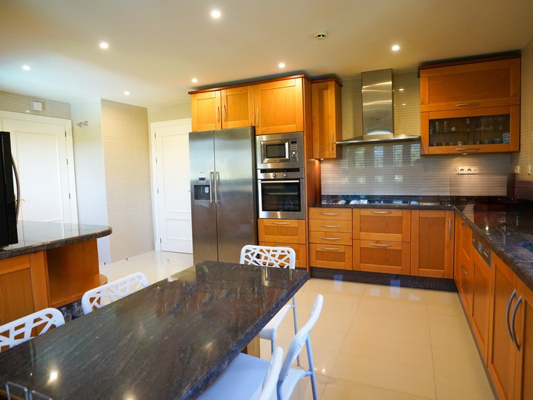 Apartment for Sale in Puerto Banús, Malaga 21