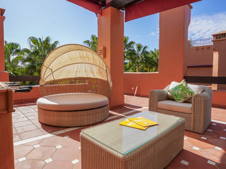 Apartment for Sale in Puerto Banús, Malaga 28