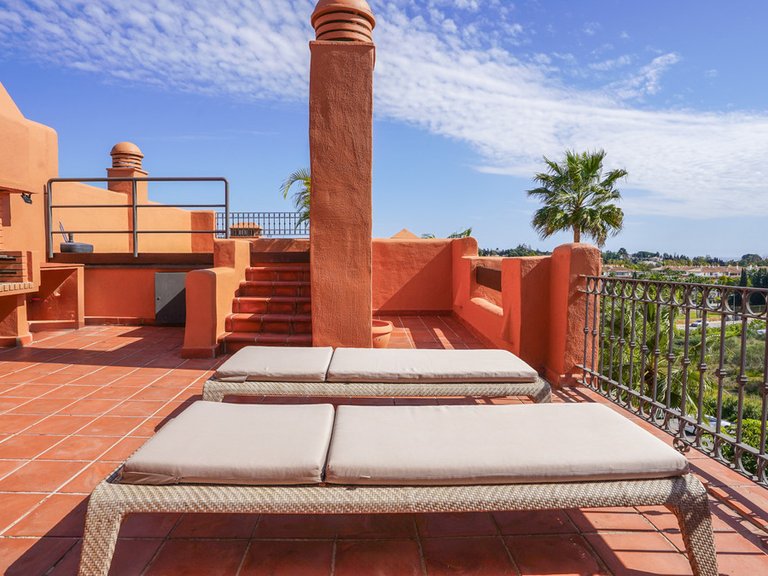 Apartment for Sale in Puerto Banús, Malaga 33