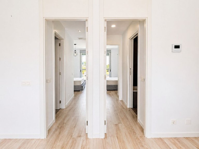 Apartment for Sale in New Golden Mile, Malaga 14