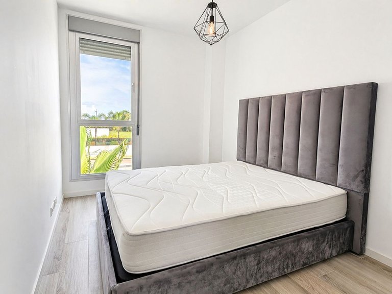 Apartment for Sale in New Golden Mile, Malaga 18
