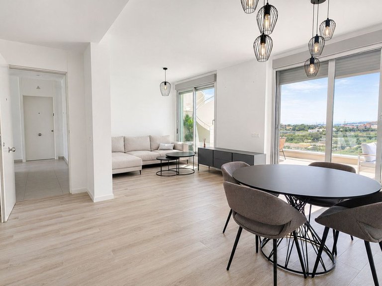 Apartment for Sale in New Golden Mile, Malaga 22
