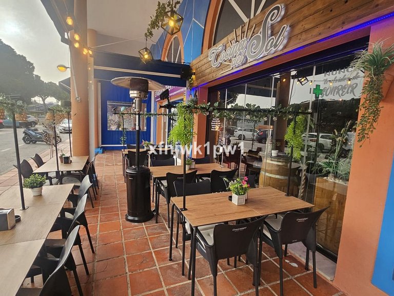 Commercial for Sale in Calahonda, Malaga 17