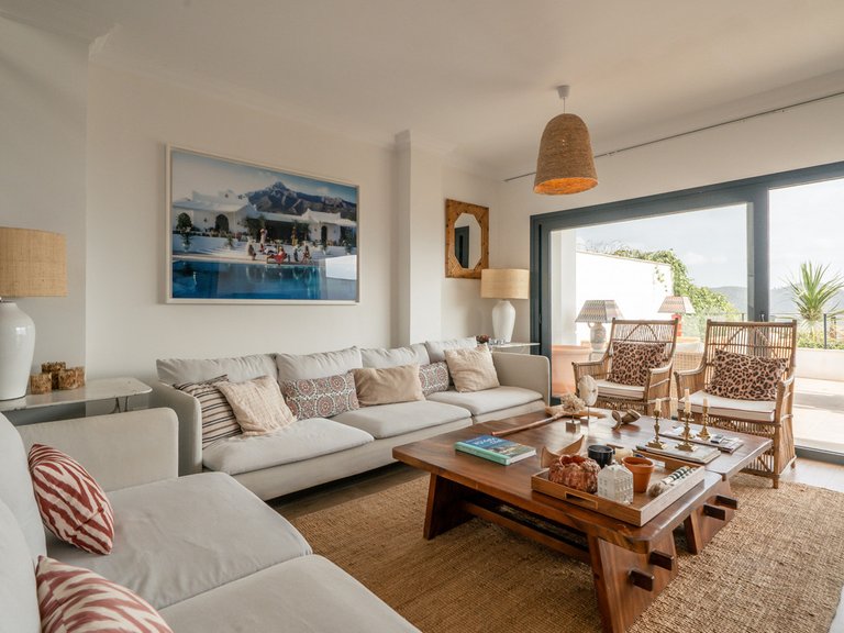 Villa for Sale in La Mairena, Malaga 12