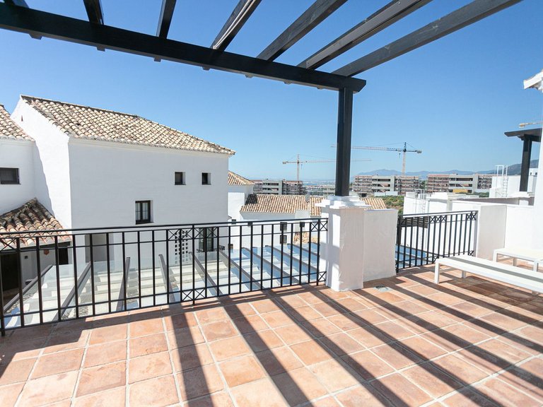 Apartment for Sale in Altos De Los Monteros, Malaga 28