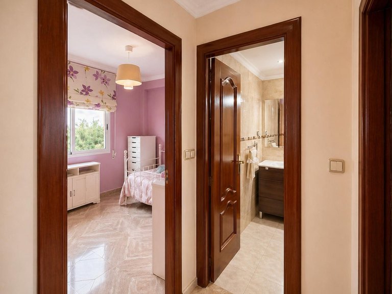 Apartment for Sale in Martiricos, Malaga 17