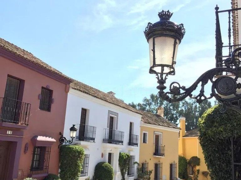 Villa for Sale in Guadalmina Baja, Malaga 19