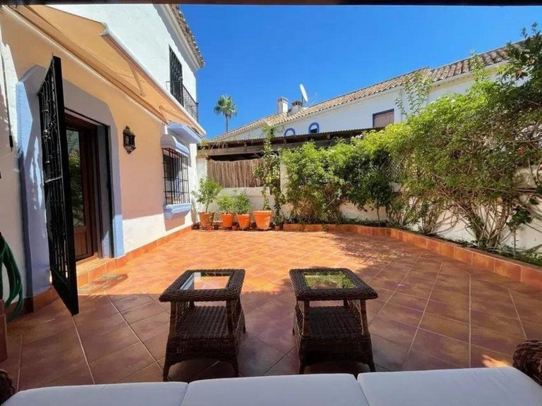 Villa for Sale in Guadalmina Baja, Malaga 5