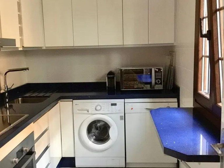Villa for Sale in Guadalmina Baja, Malaga 8