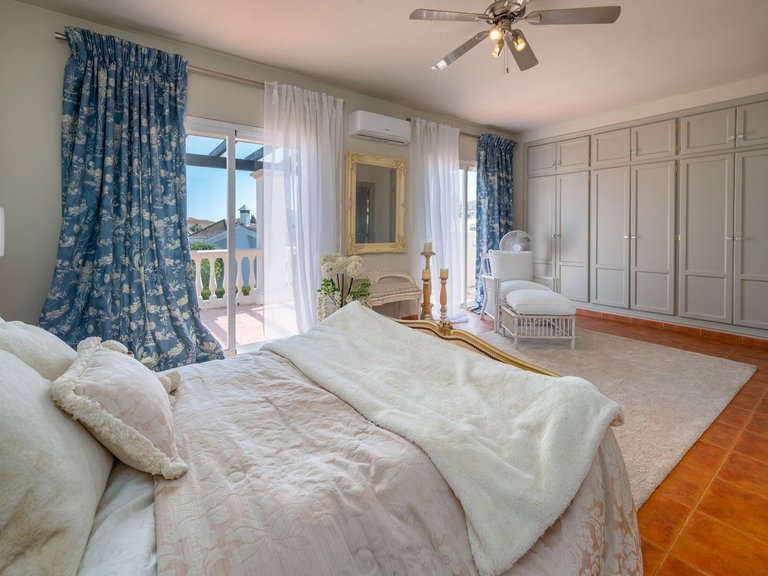 Villa for Sale in Coín, Malaga 16