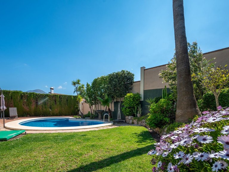 Villa for Sale in Coín, Malaga 25