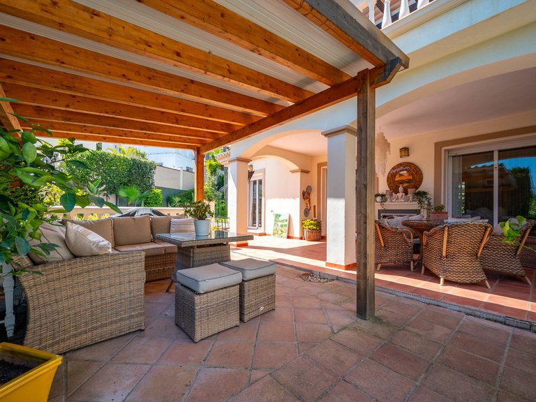 Villa for Sale in Coín, Malaga 33