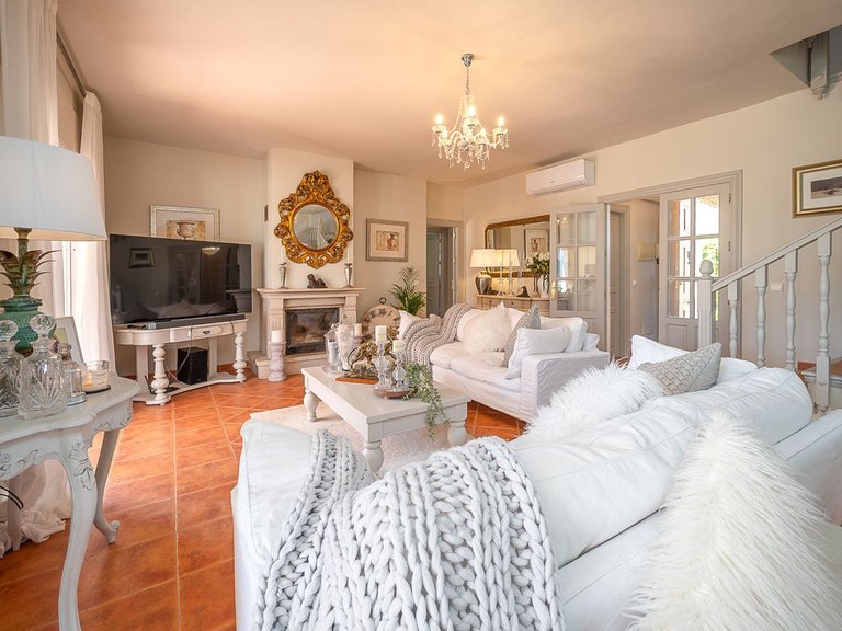 Villa for Sale in Coín, Malaga 5