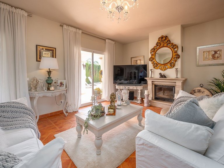Villa for Sale in Coín, Malaga 6