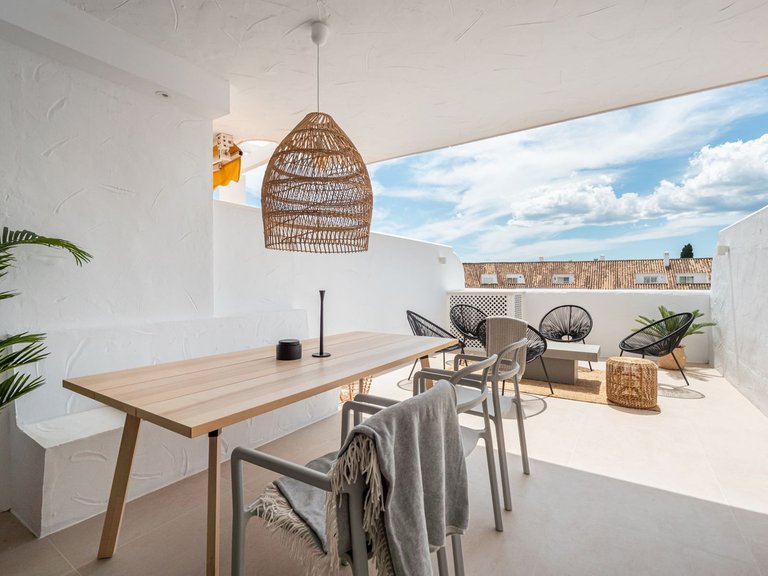 Apartment for Sale in Nueva Andalucía, Malaga 5