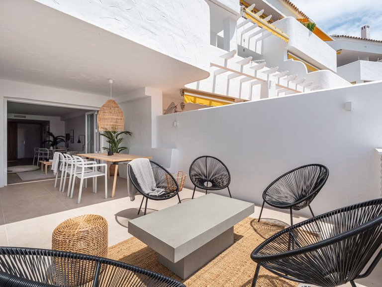 Apartment for Sale in Nueva Andalucía, Malaga 8