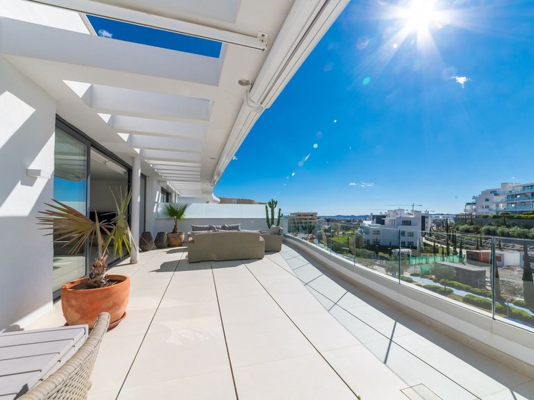 Apartment for Sale in Fuengirola, Malaga 1
