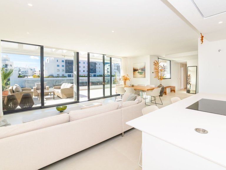 Apartment for Sale in Fuengirola, Malaga 10