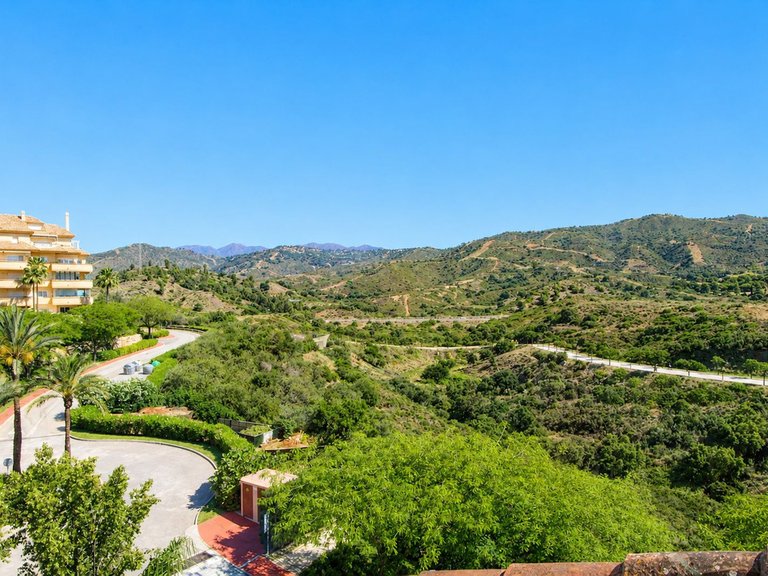 Penthouse for Sale in Elviria, Malaga 16