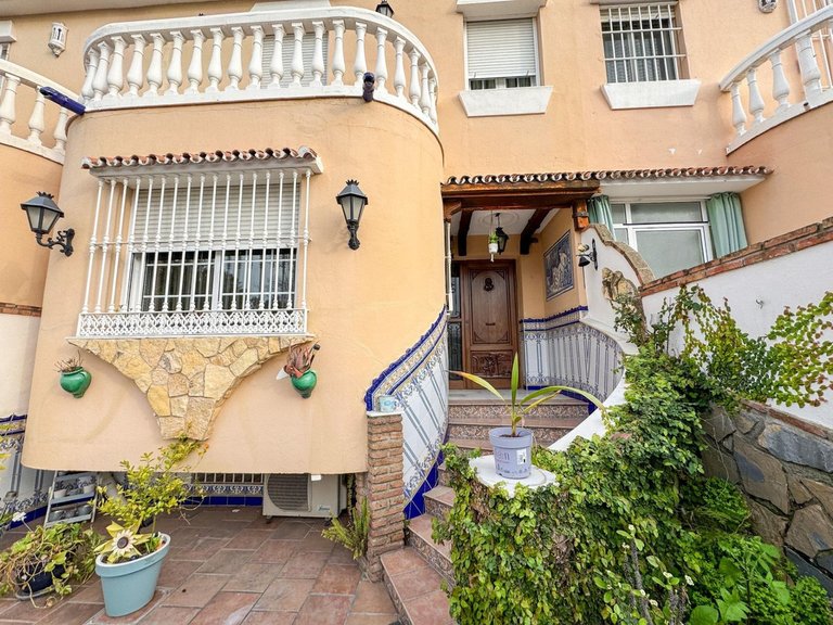 Villa for Sale in Guadalmar, Malaga 12