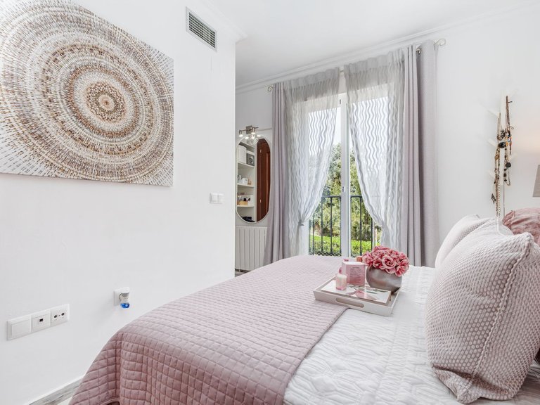 Villa for Sale in Alhaurin Golf, Malaga 23