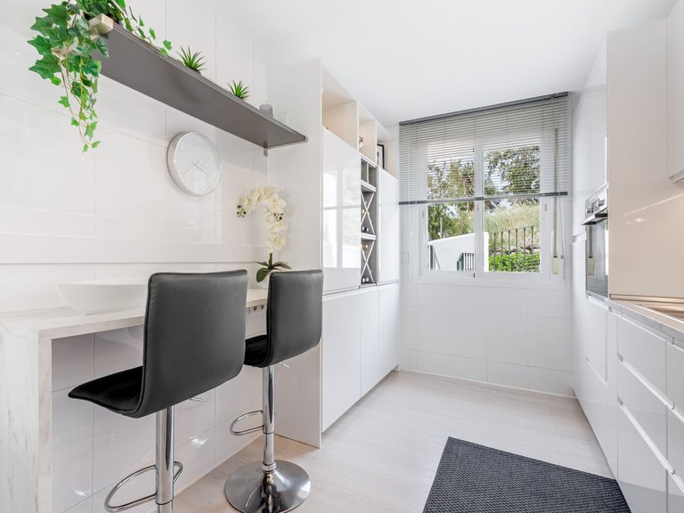 Villa for Sale in Alhaurin Golf, Malaga 5