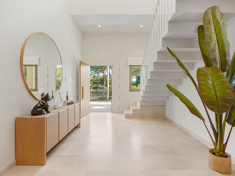 Villa for Sale in Hacienda Las Chapas, Malaga 12