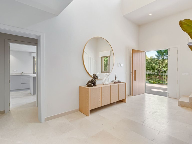 Villa for Sale in Hacienda Las Chapas, Malaga 13
