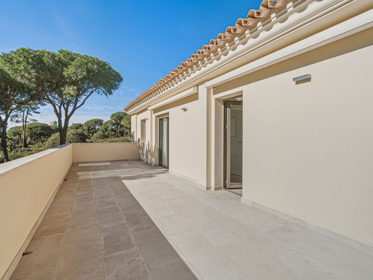 Villa for Sale in Hacienda Las Chapas, Malaga 22