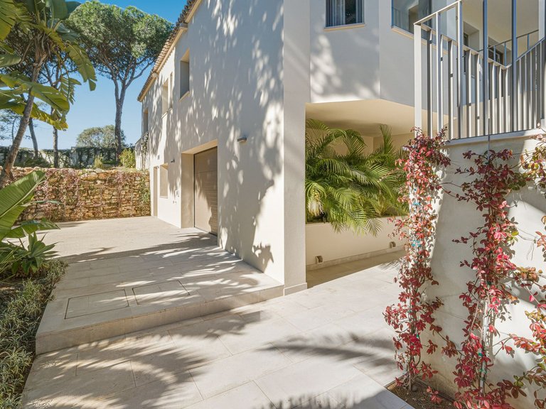 Villa for Sale in Hacienda Las Chapas, Malaga 55