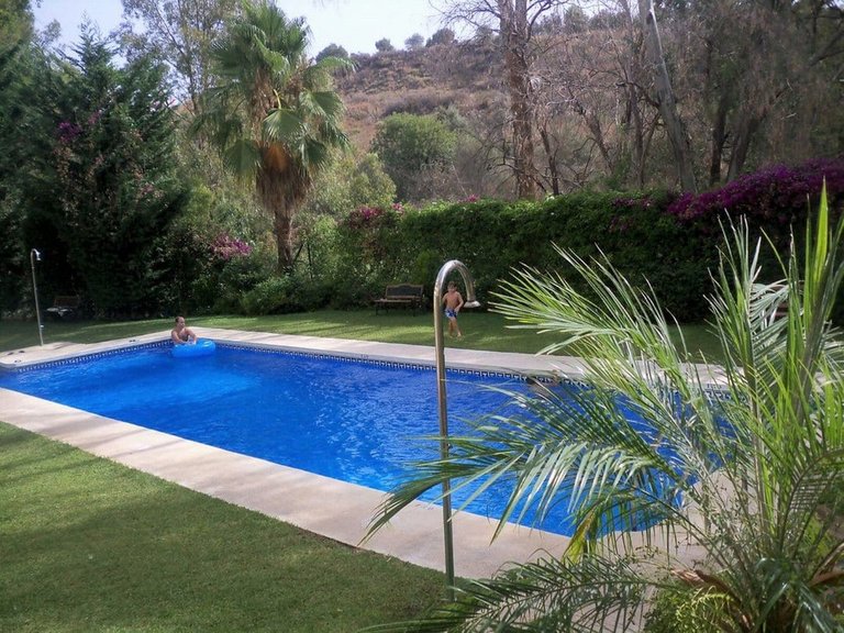 Apartment for Sale in Calahonda, Malaga 2