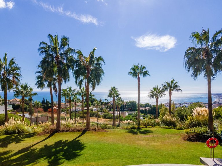 Apartment for Sale in Benalmadena, Malaga 7
