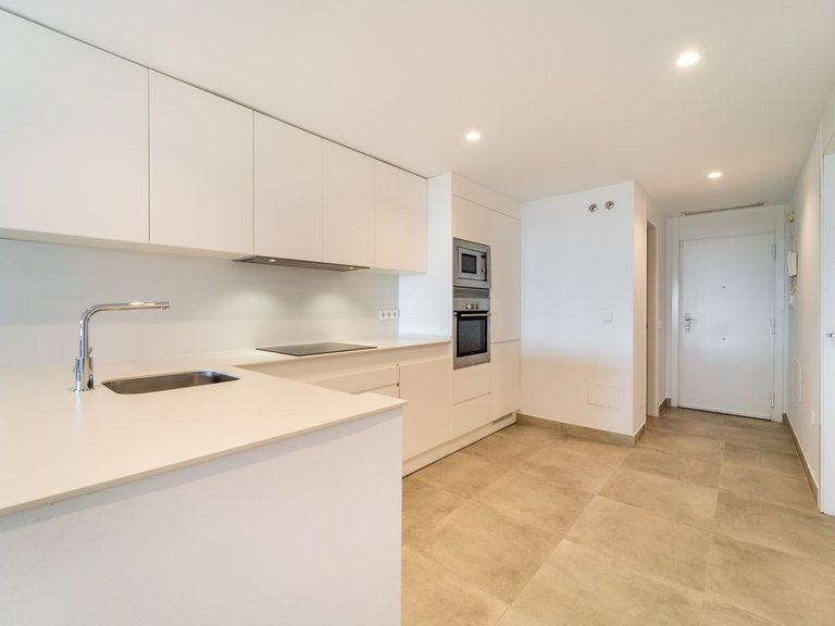 Apartment for Sale in Benalmadena, Malaga 8