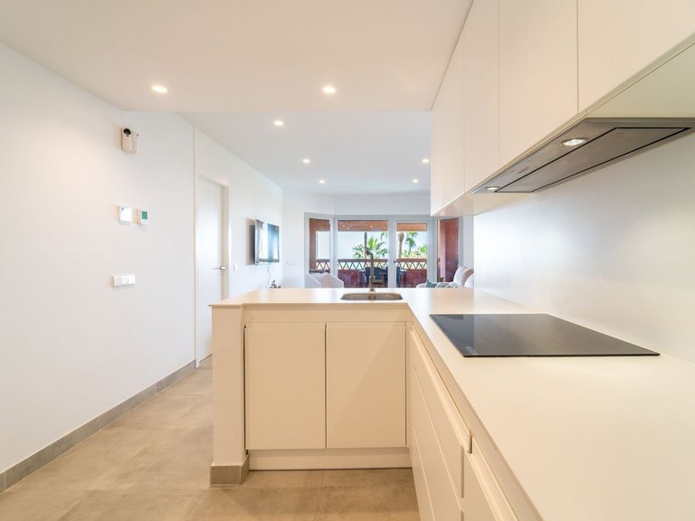 Apartment for Sale in Benalmadena, Malaga 9