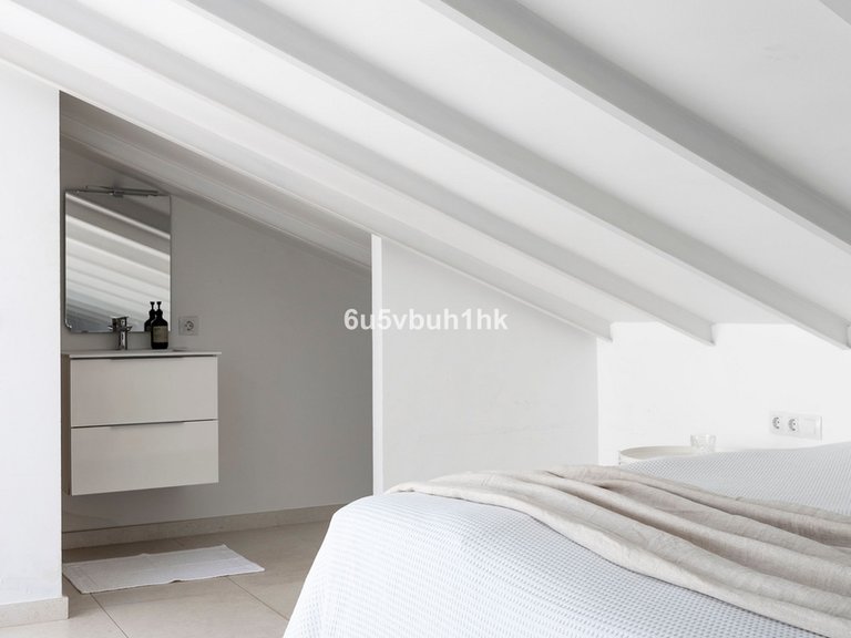 Apartment for Sale in Puerto Banús, Malaga 20