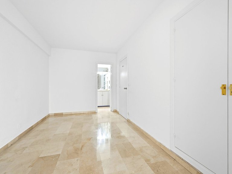 Apartment for Sale in Fuengirola, Malaga 9
