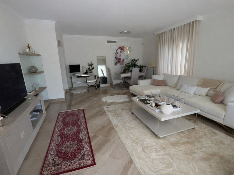 Apartment for Sale in Elviria, Malaga 8