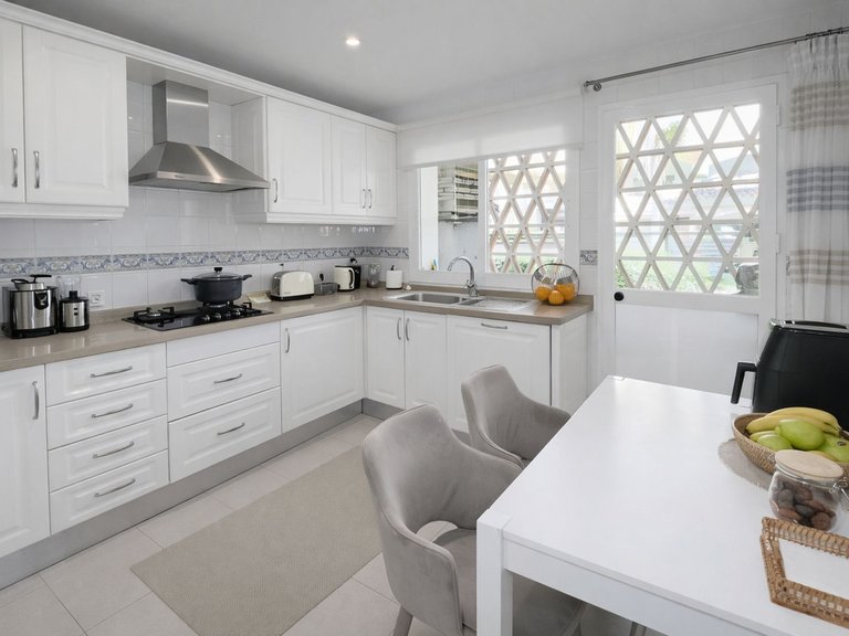 Apartment for Sale in Elviria, Malaga 9