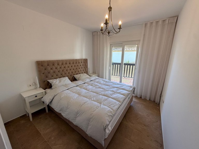 Apartment for Sale in Calahonda, Malaga 5