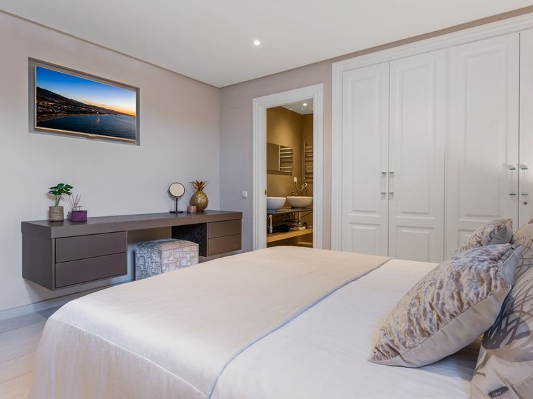 Villa for Sale in La Heredia, Malaga 19