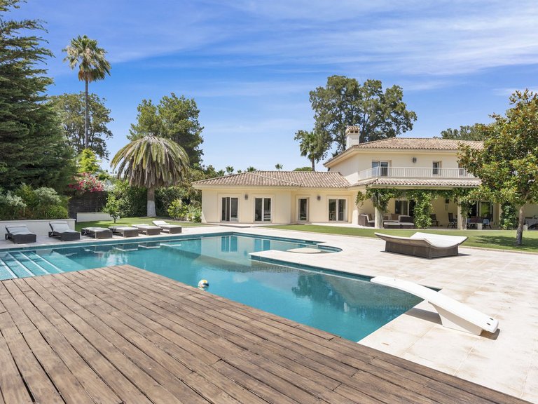Villa for Sale in Sotogrande Costa, Cadiz 14