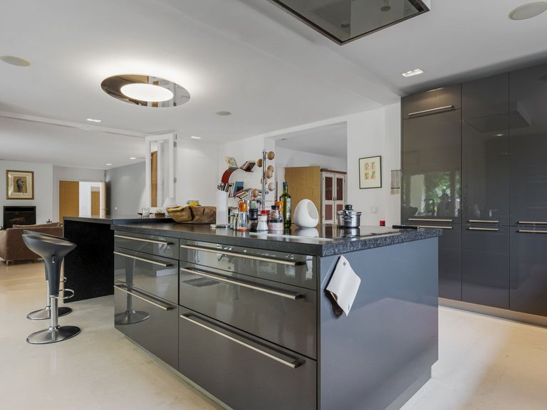 Villa for Sale in Sotogrande Costa, Cadiz 24