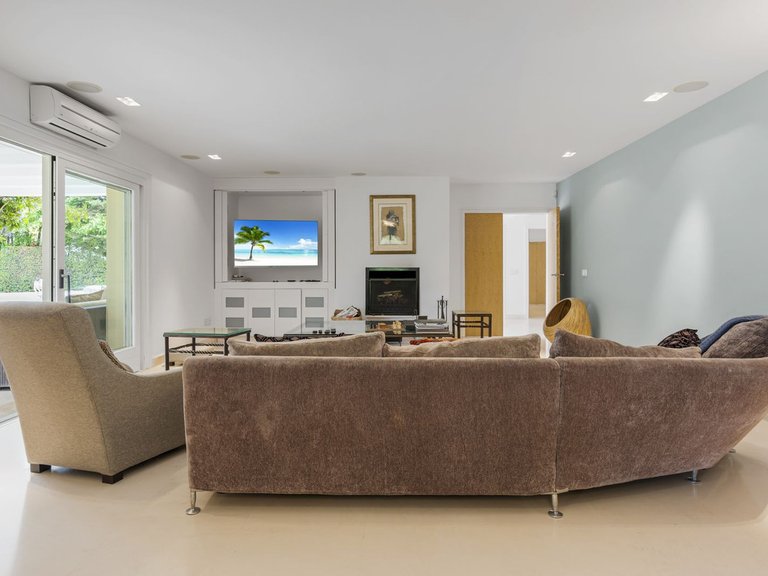 Villa for Sale in Sotogrande Costa, Cadiz 30