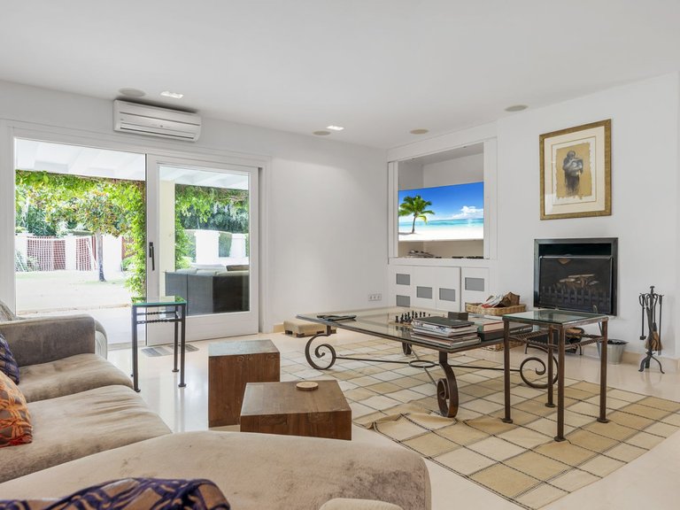Villa for Sale in Sotogrande Costa, Cadiz 31