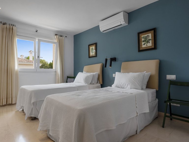 Villa for Sale in Sotogrande Costa, Cadiz 54