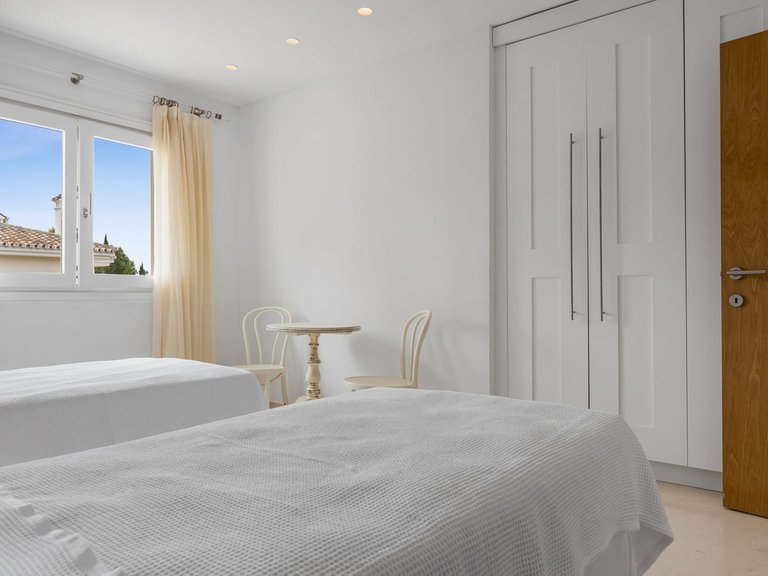 Villa for Sale in Sotogrande Costa, Cadiz 55