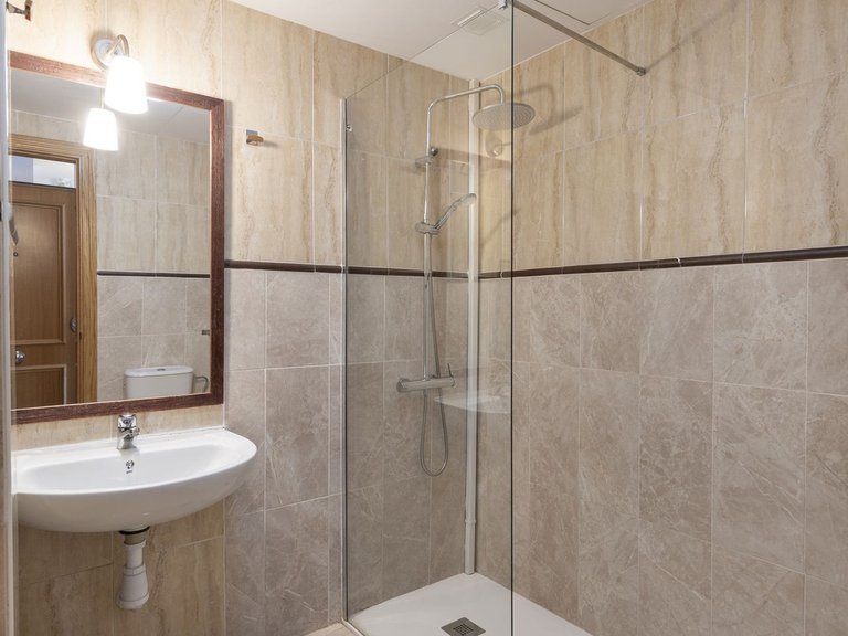 Apartment for Sale in Olletas, Malaga 15