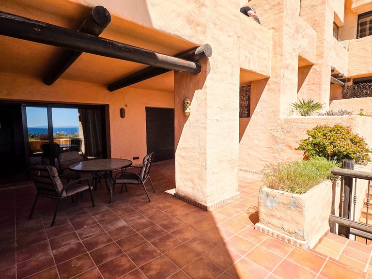 Apartment for Sale in La Duquesa, Malaga 8